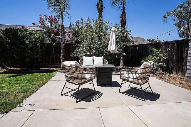 Photo of 3235 N Arroyo Ave, Fresno, CA