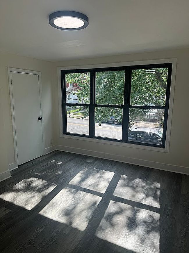 Photo of 53 South Ave, Staten Island, NY