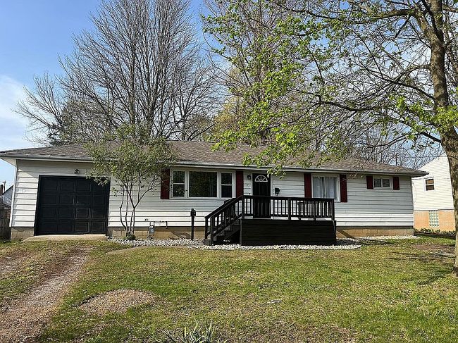 Photo of 71 Birch Park Dr, New London, OH