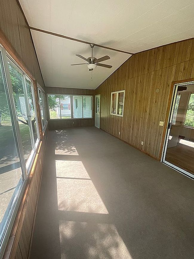 Photo of 3431 Maradee Ct, Farwell, MI