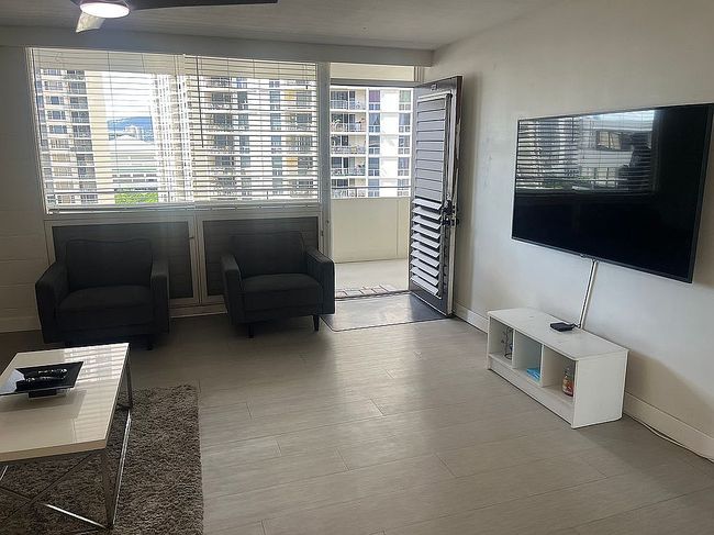 Photo of 425 Ena Rd #Penthouse 6A, Honolulu, HI