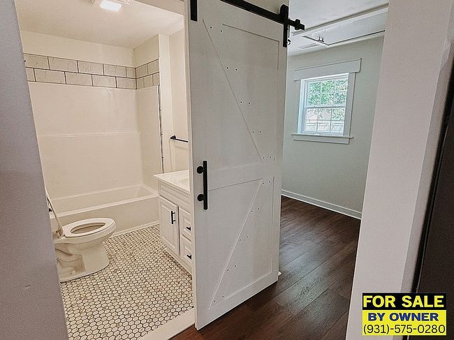 Photo of 210 N Vine St #210, Tullahoma, TN