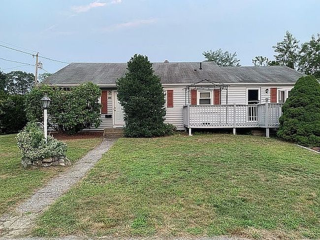 Photo of 132 Aurora Dr