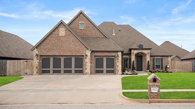 Photo of 9112 Sw 30th Ter, Oklahoma City, OK