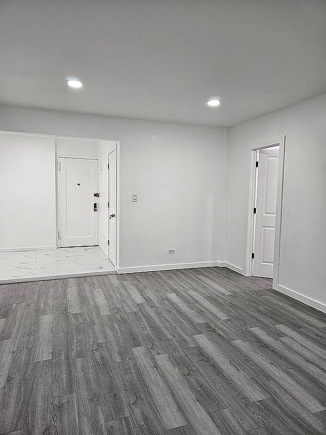 Photo of 44-05 Macnish St #1E, Elmhurst, NY