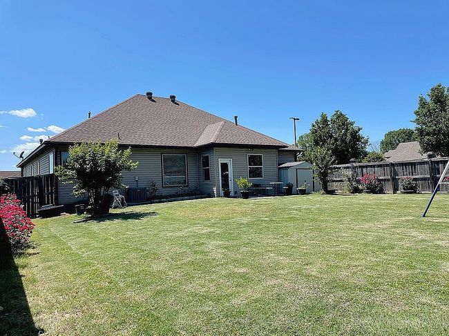 Additional photo 1 of property located at 140 Bentley Cir