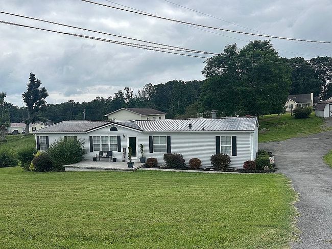 Photo of 1400 Halls Ridge Rd, Princeton, WV