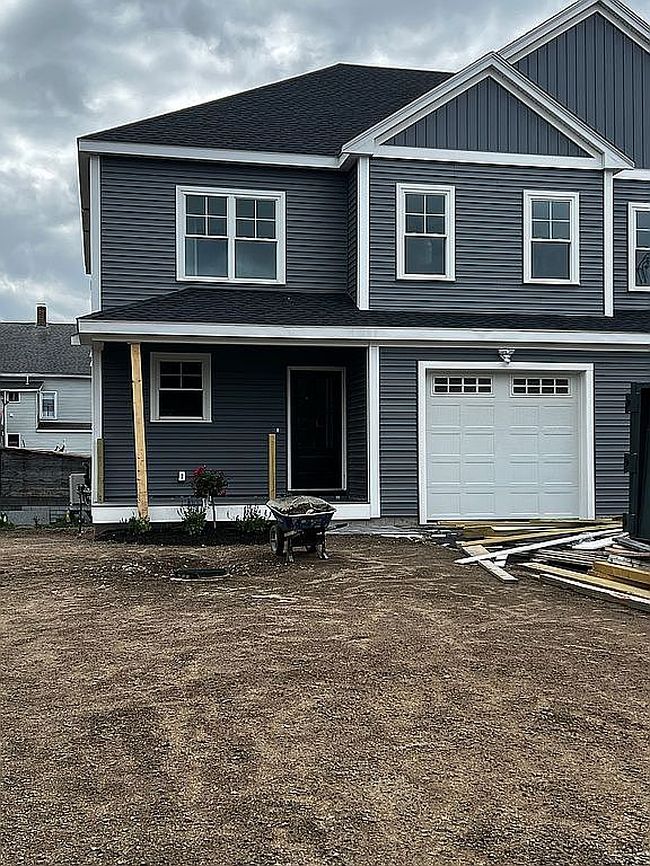 Photo of 9 Ariana Cir, Milford, MA