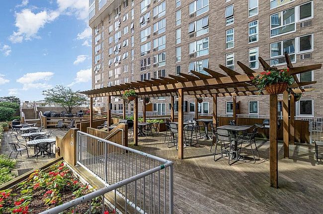 Image of 433 S 7th St Apt 1627