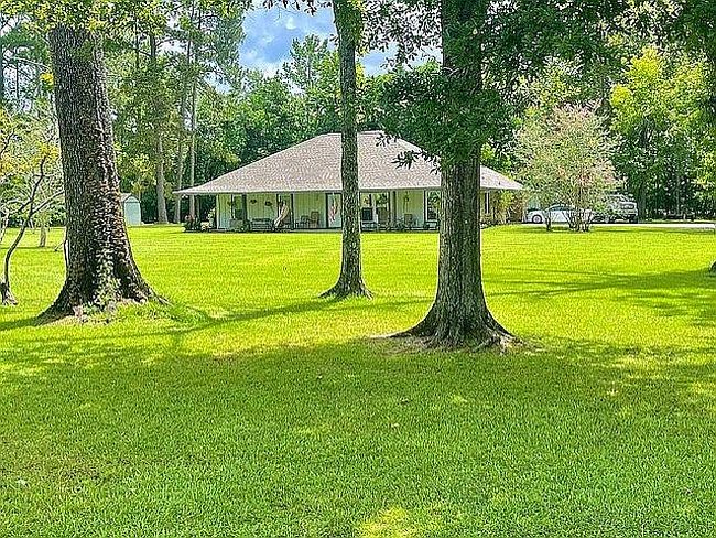 Photo of 21778 Saint Marie Dr, Denham Springs, LA
