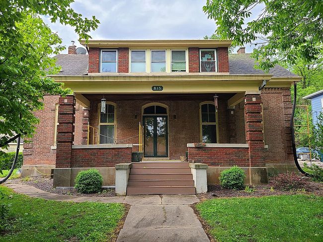Photo of 815 Washington St