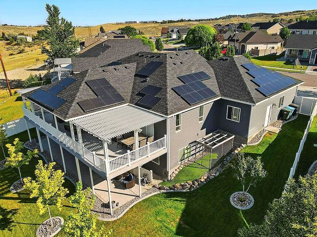 Additional photo 3 of property located at 3095 Dartagnan Dr