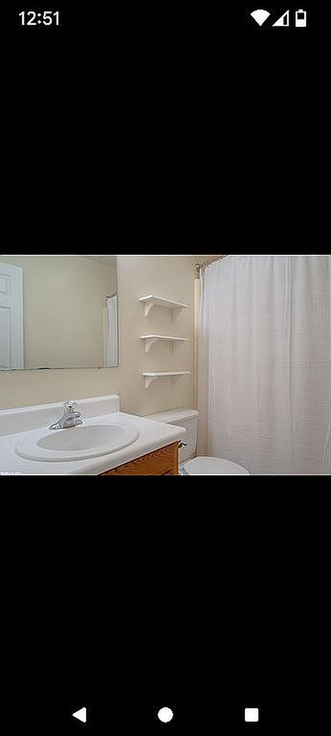 Photo of 425 Warrior Dr, Christiansburg, VA