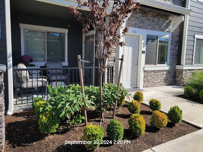 Preview of property located at 921 Westridge Way Ne Unit 102
