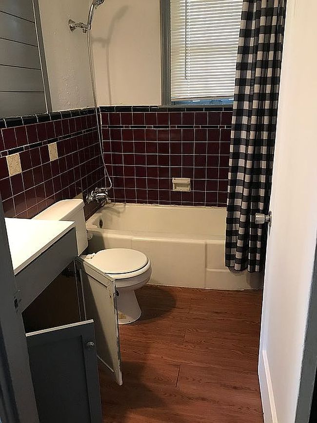 Additional photo 3 of property located at 2946 Midway St