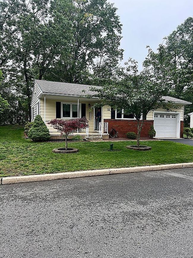 Photo of 11 Wyoming Ave, Whiting, NJ