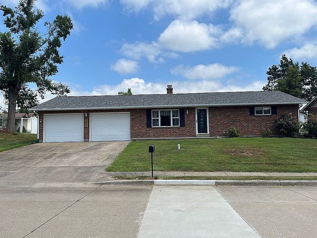 Photo of 1006 Ridge Dr, Perryville, MO
