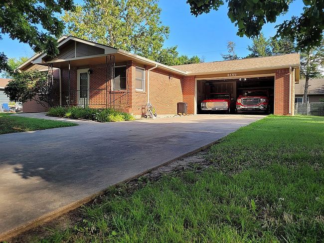 Photo of 8415 W 9th St N, Wichita, KS
