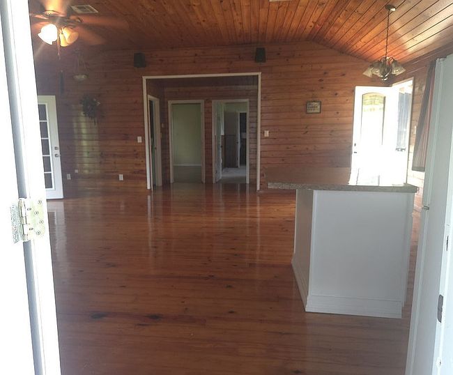 Additional photo 3 of property located at 208 County Road 591