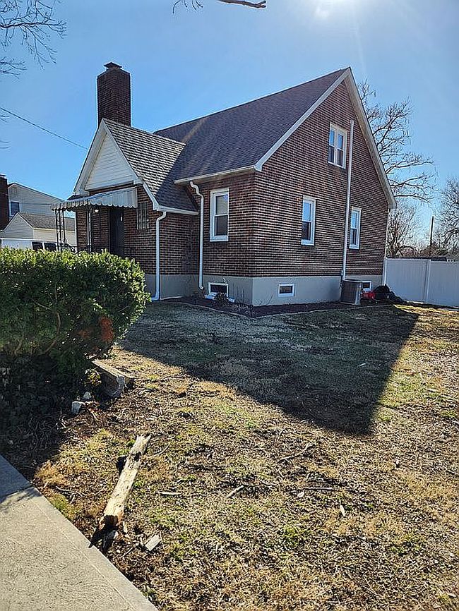 Image of 1867 Major St