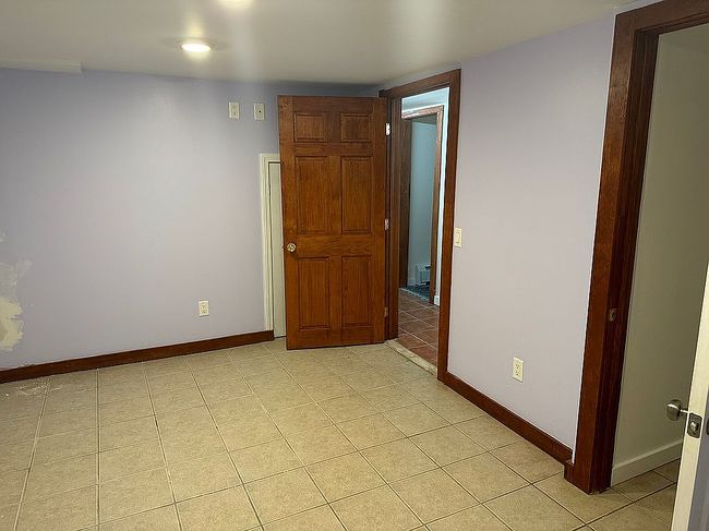 Image of 100 Upland Dr