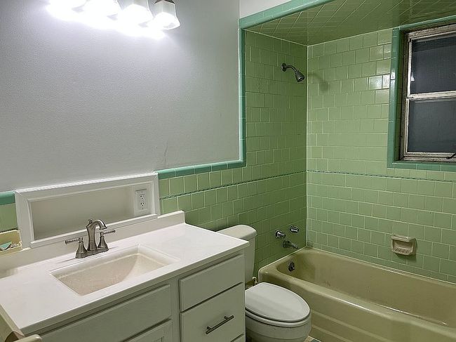 Image of 2750 Gill Rd