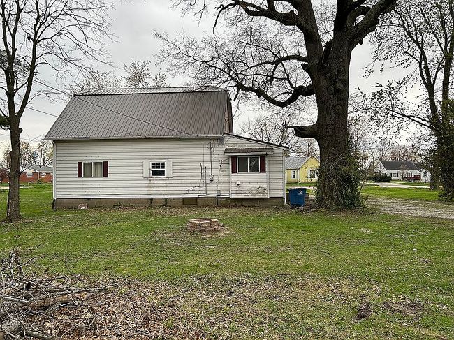 Image of 511 W Main St