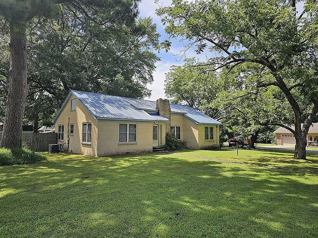 Photo of 101 Roosevelt Cir, Morrilton, AR