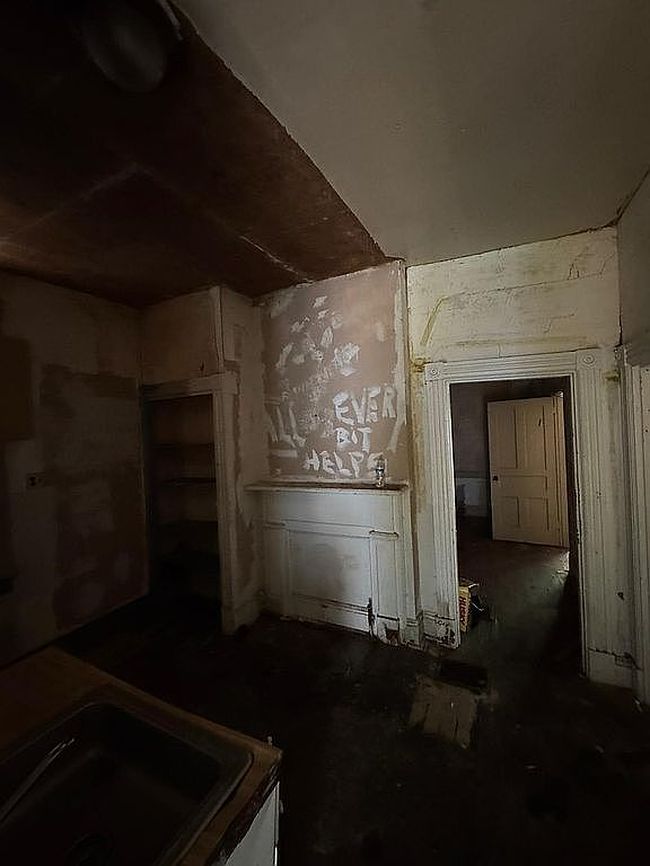 Photo of 3242 Spring Garden Rd, Pittsburgh, PA