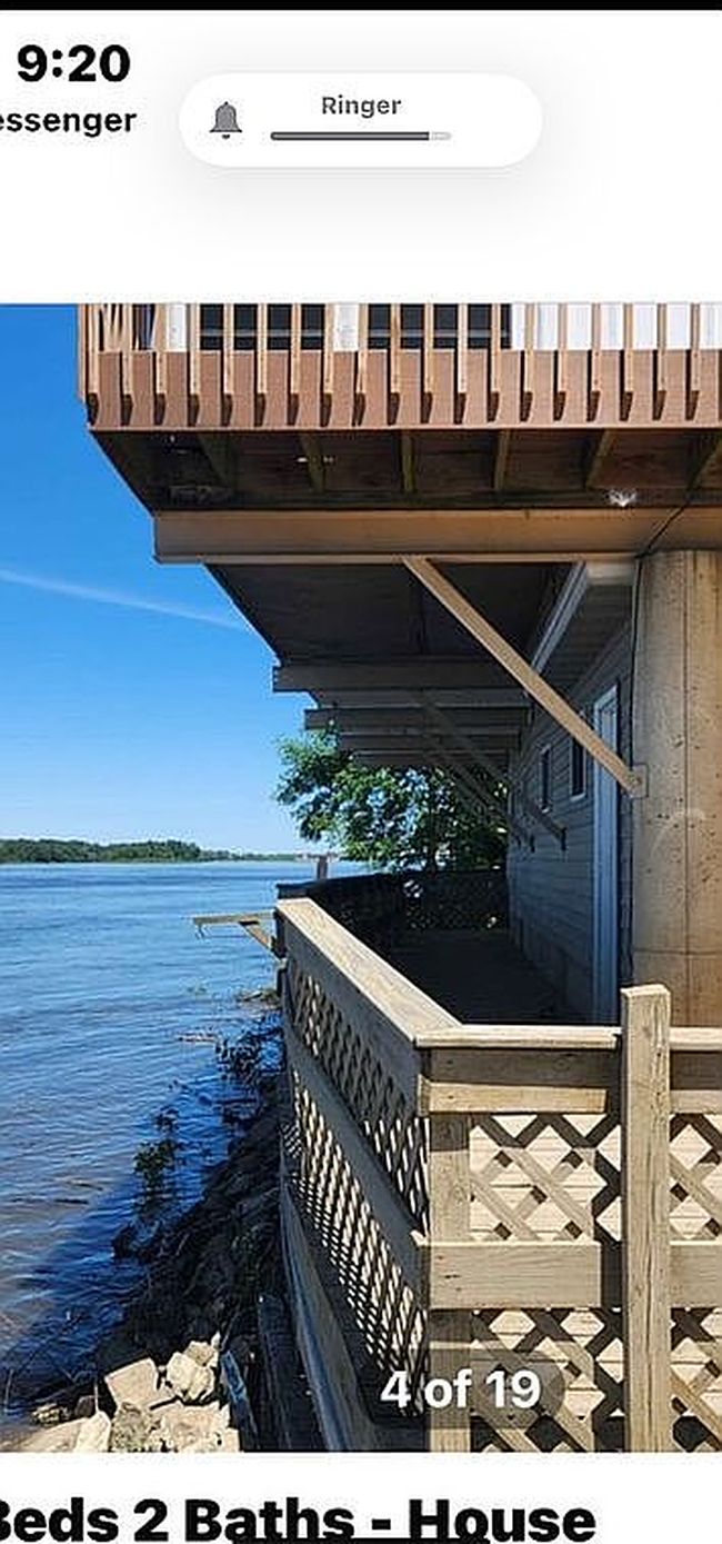 Photo of 1635 Armstrong Rd, Gladstone, IL