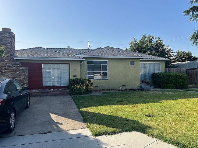 Image of 1008 Lake Ave