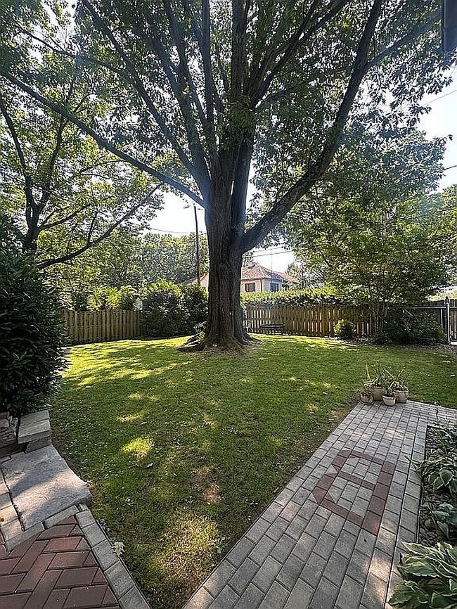 Photo of 1314 Monroe Ave, Wyomissing, PA