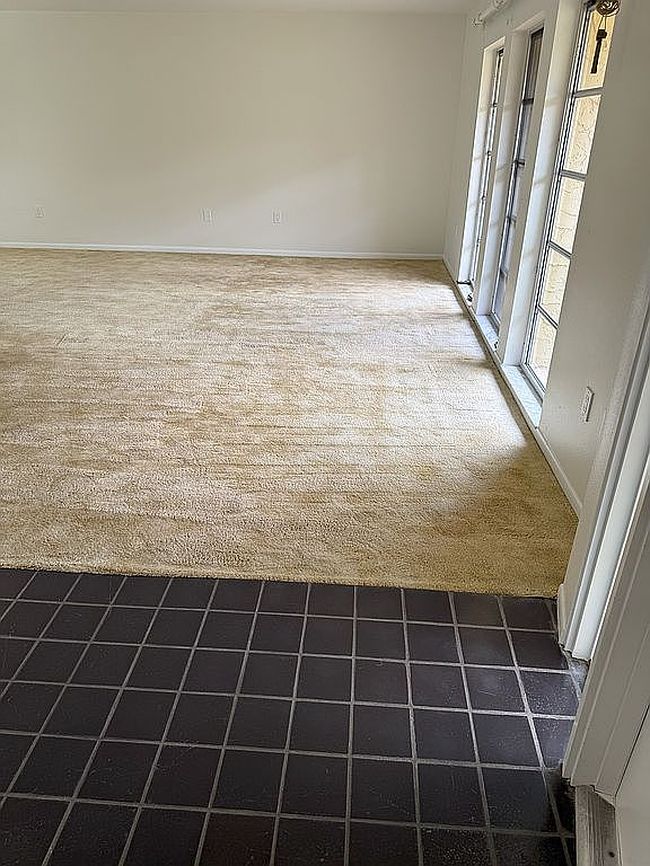 Image of 1108 Lake Point Ter