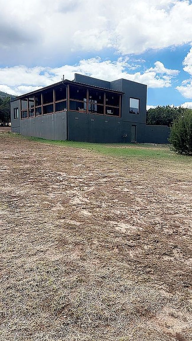 Additional photo 2 of property located at 105 Parkway Dr