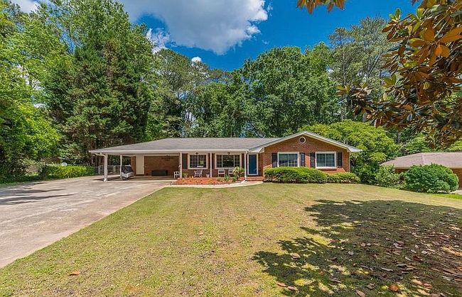 Photo of 1266 Hickory Dr Sw, Lilburn, GA