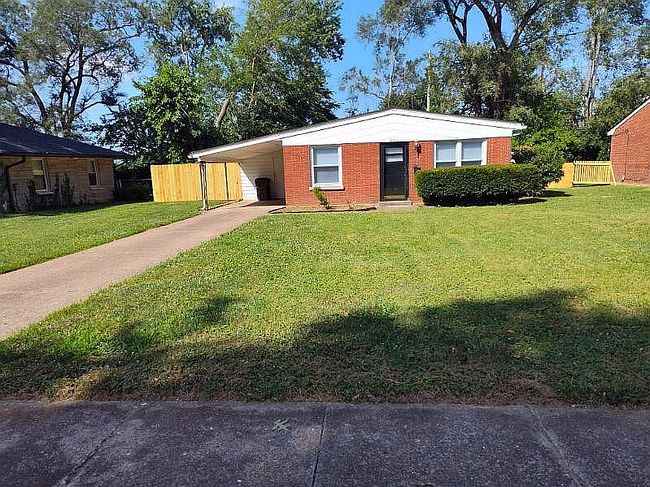 Additional photo 3 of property located at 2016 Japonica Way