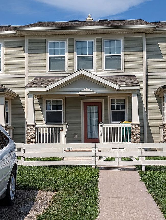 Photo of 2142 Diamond Ln, Fairfield, IA