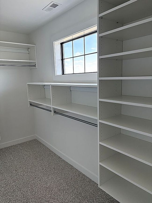 Image of 7423 Macedon St