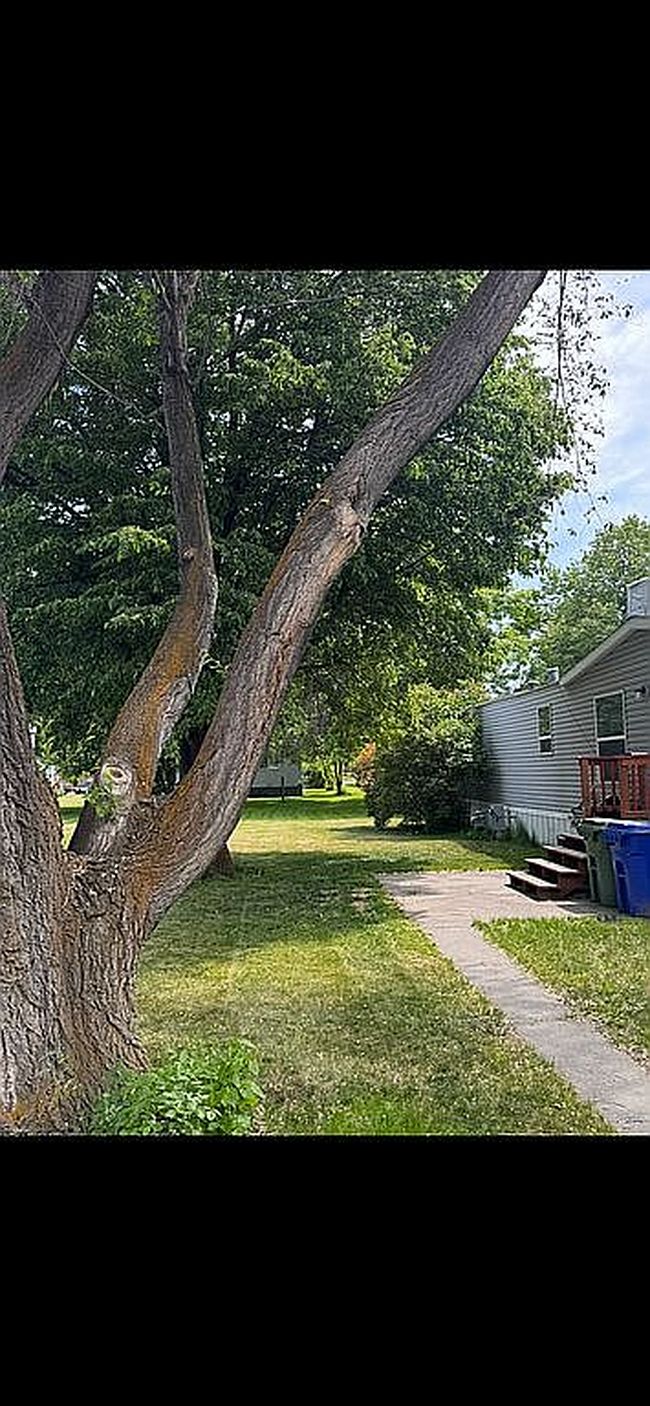 Photo of 417 Violet St, Rexburg, ID