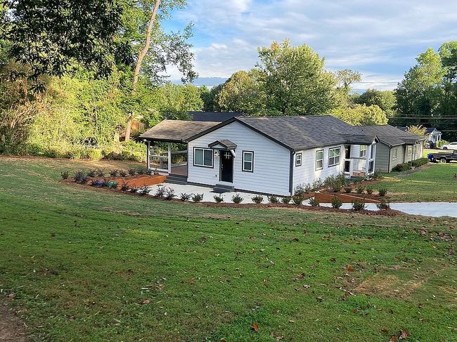 Preview of property located at 4108 Clay Dr