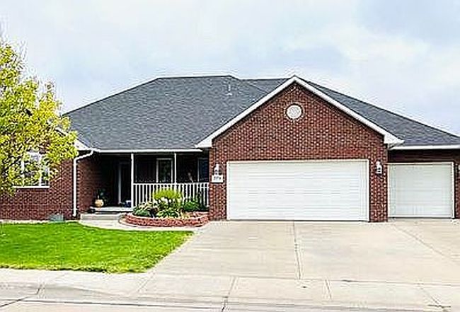 Photo of 2434 Queen Dr, Sidney, NE