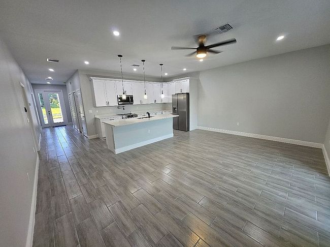 Photo of 319 Nogales St, Fort Myers, FL