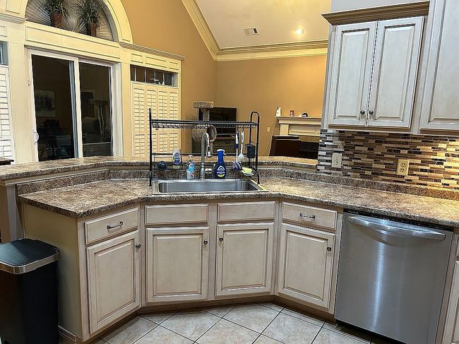 Image of 4211 Ridgeway Dr