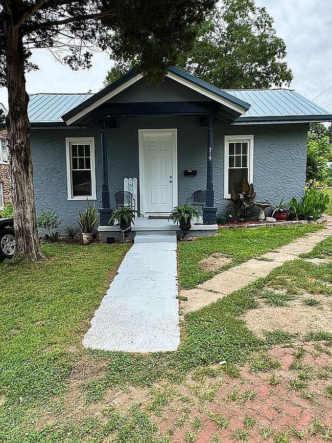 Photo of 319 S Washington St, Neosho, MO