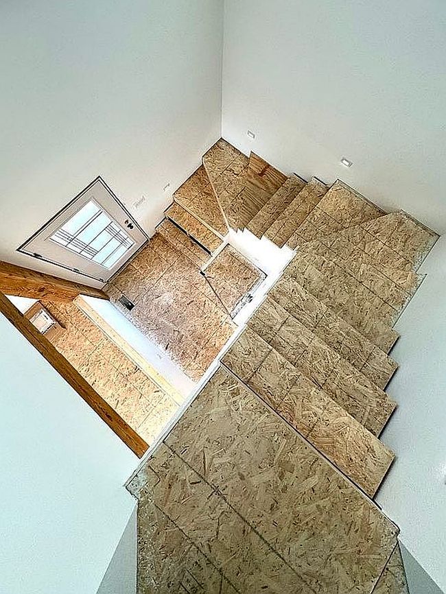 Image of 310 E Broadway St