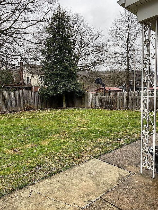 Image of 929 N Mckean St