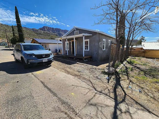 Photo of 187 W Copper St, Superior, AZ