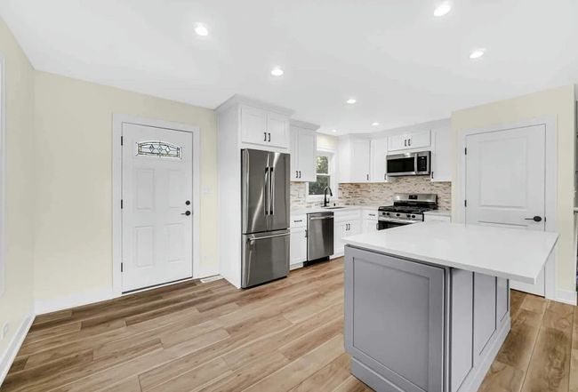 Image of 29w166 Lester St