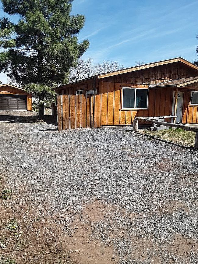 Image of 1534 W Apache Ln