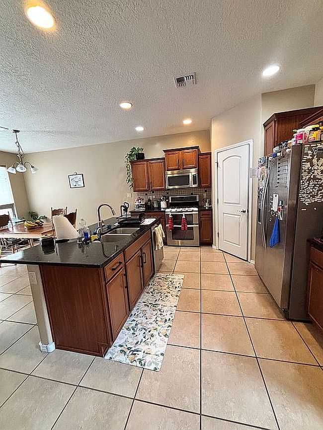 Photo of 1643 Cheshire Ct Nw, Albuquerque, NM
